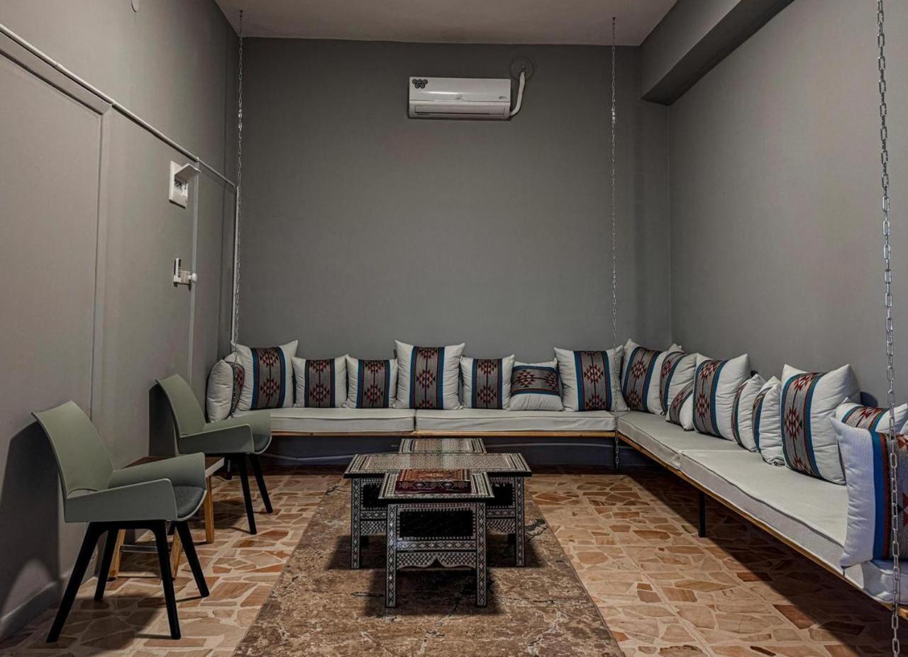 Beit Ahlan Hotel Аман Екстериор снимка