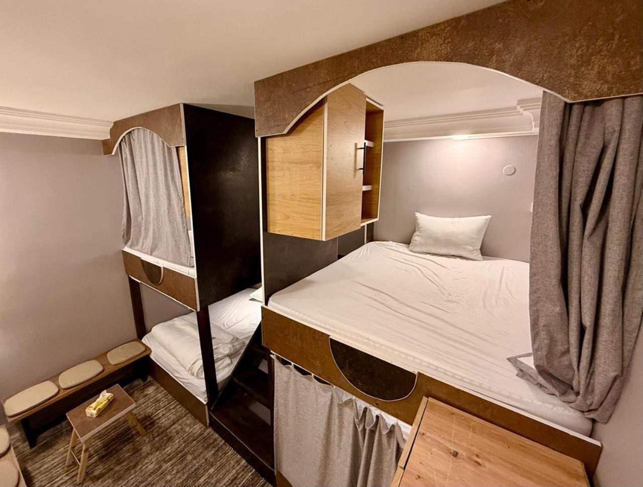 Beit Ahlan Hotel Аман Екстериор снимка