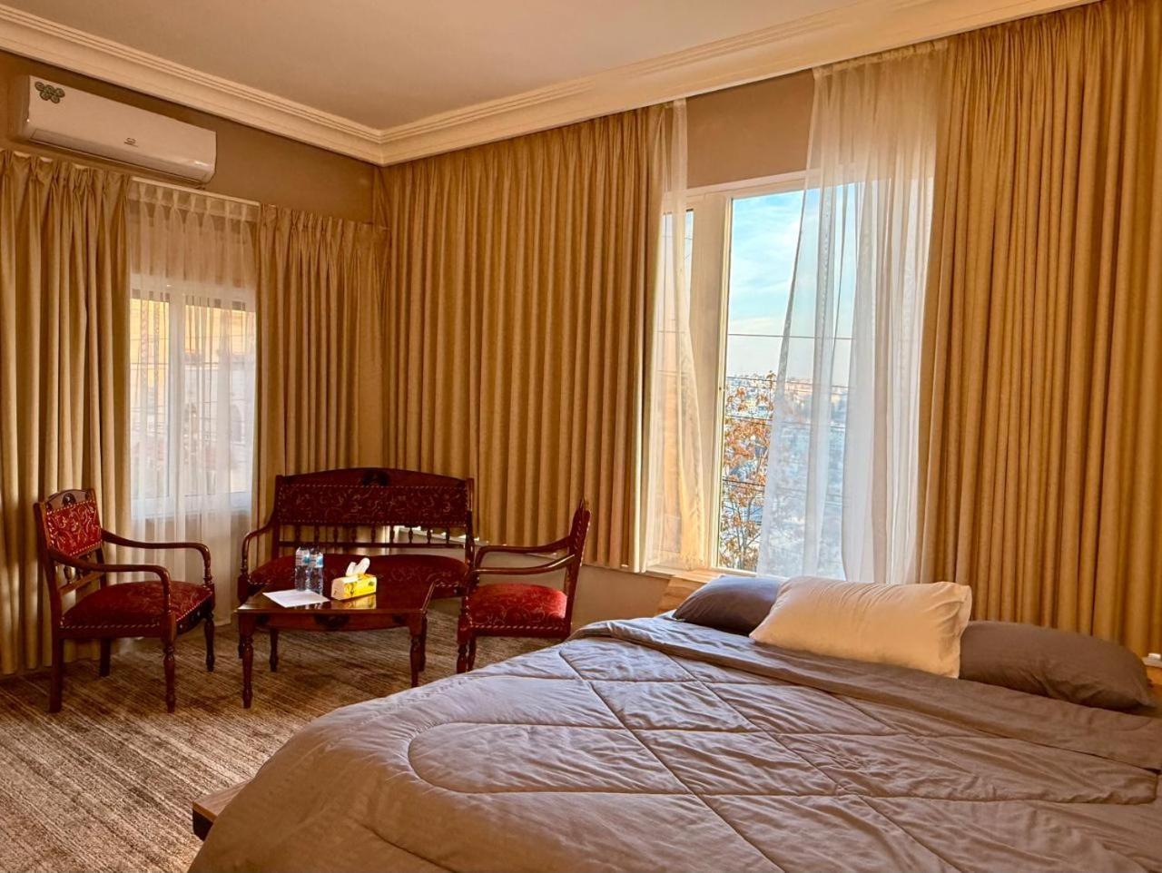 Beit Ahlan Hotel Аман Екстериор снимка