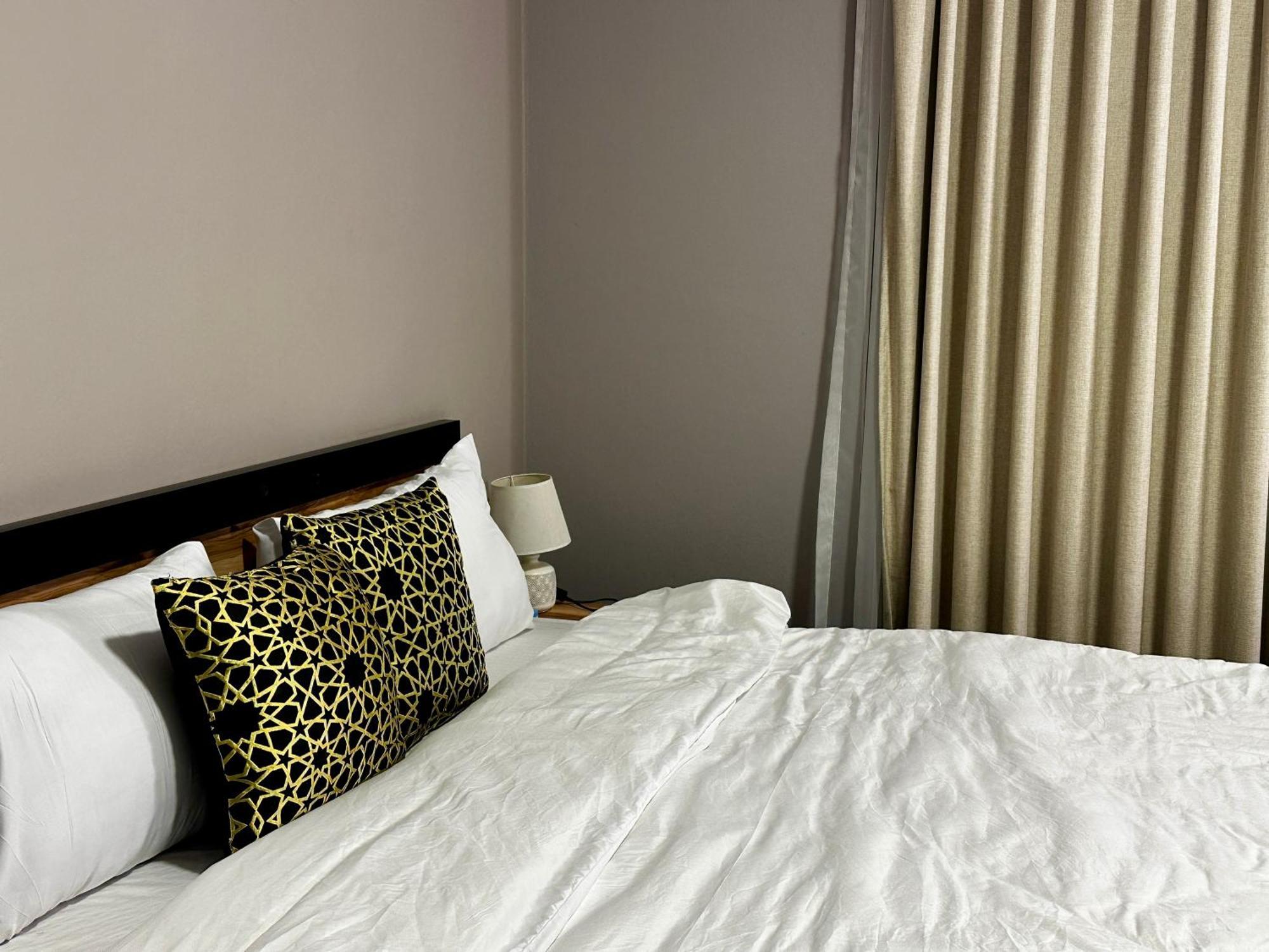 Beit Ahlan Hotel Аман Екстериор снимка