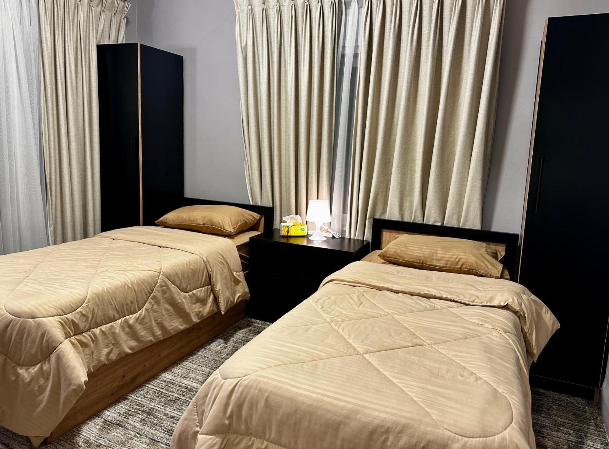 Beit Ahlan Hotel Аман Екстериор снимка