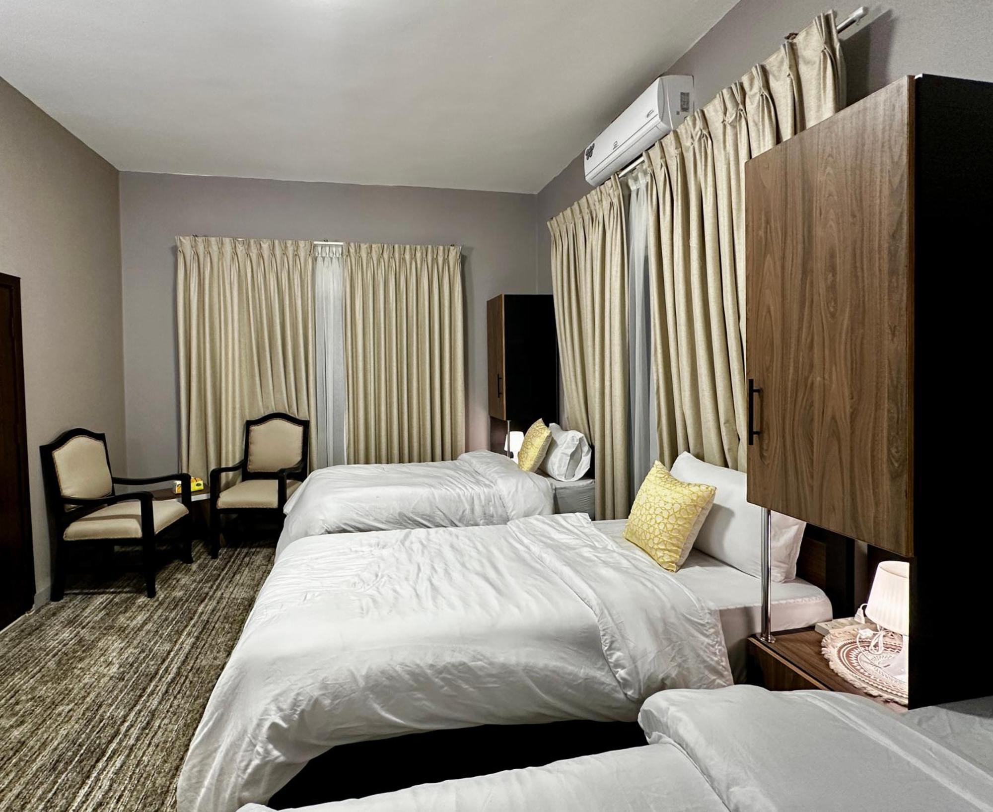 Beit Ahlan Hotel Аман Екстериор снимка